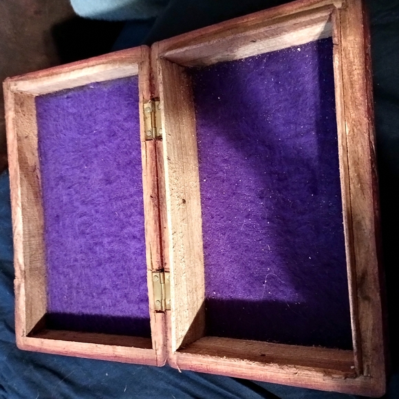 Handcrafted Wooden Floral Jewelry Box - Picture 3 of 5